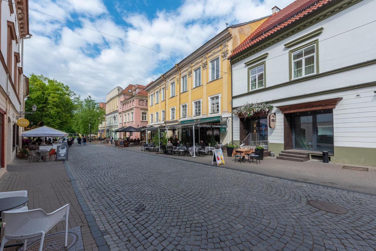 Cohost I Premium Residences I On The Historic Pilies Street I Self Check-In Vilnius Exterior photo