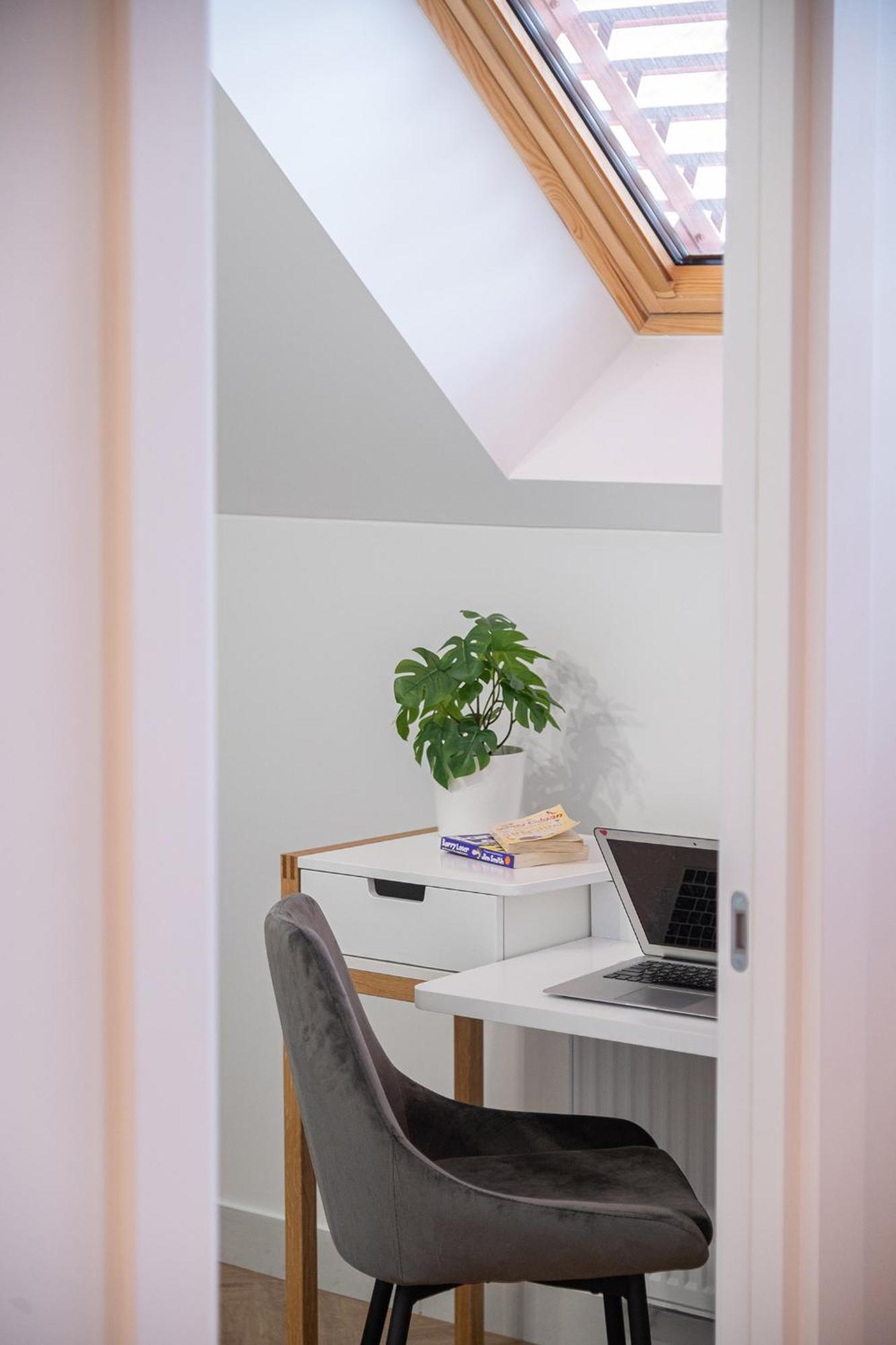 Cohost I Premium Residences I On The Historic Pilies Street I Self Check-In Vilnius Room photo