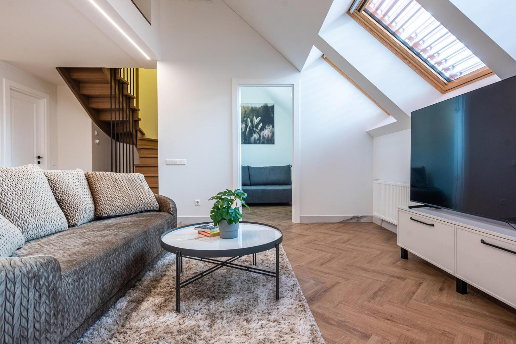 Cohost I Premium Residences I On The Historic Pilies Street I Self Check-In Vilnius Room photo
