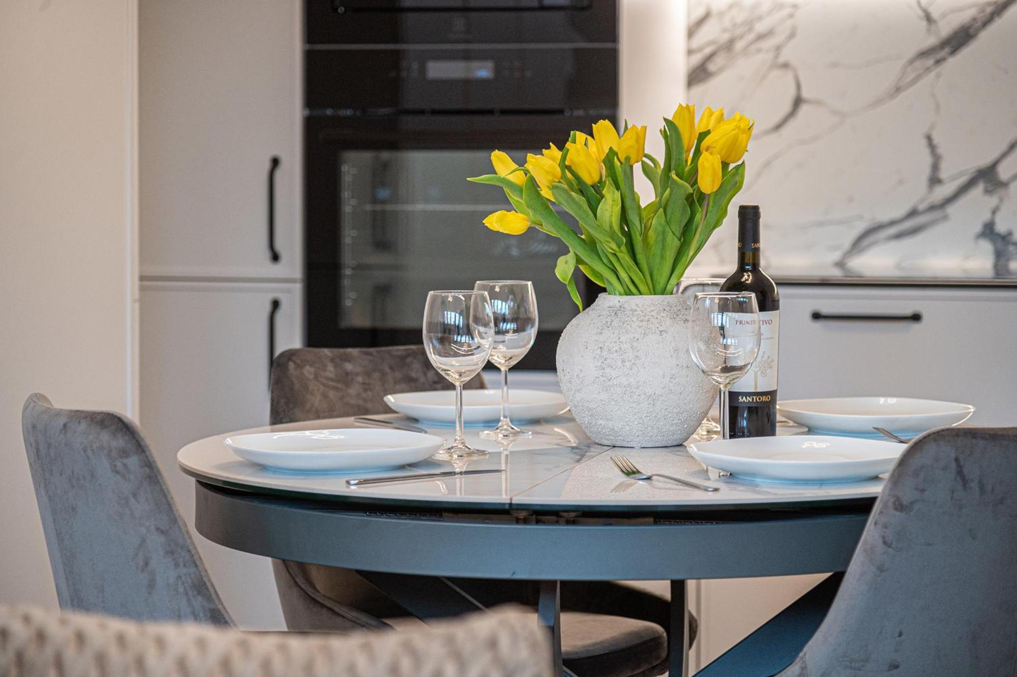 Cohost I Premium Residences I On The Historic Pilies Street I Self Check-In Vilnius Room photo